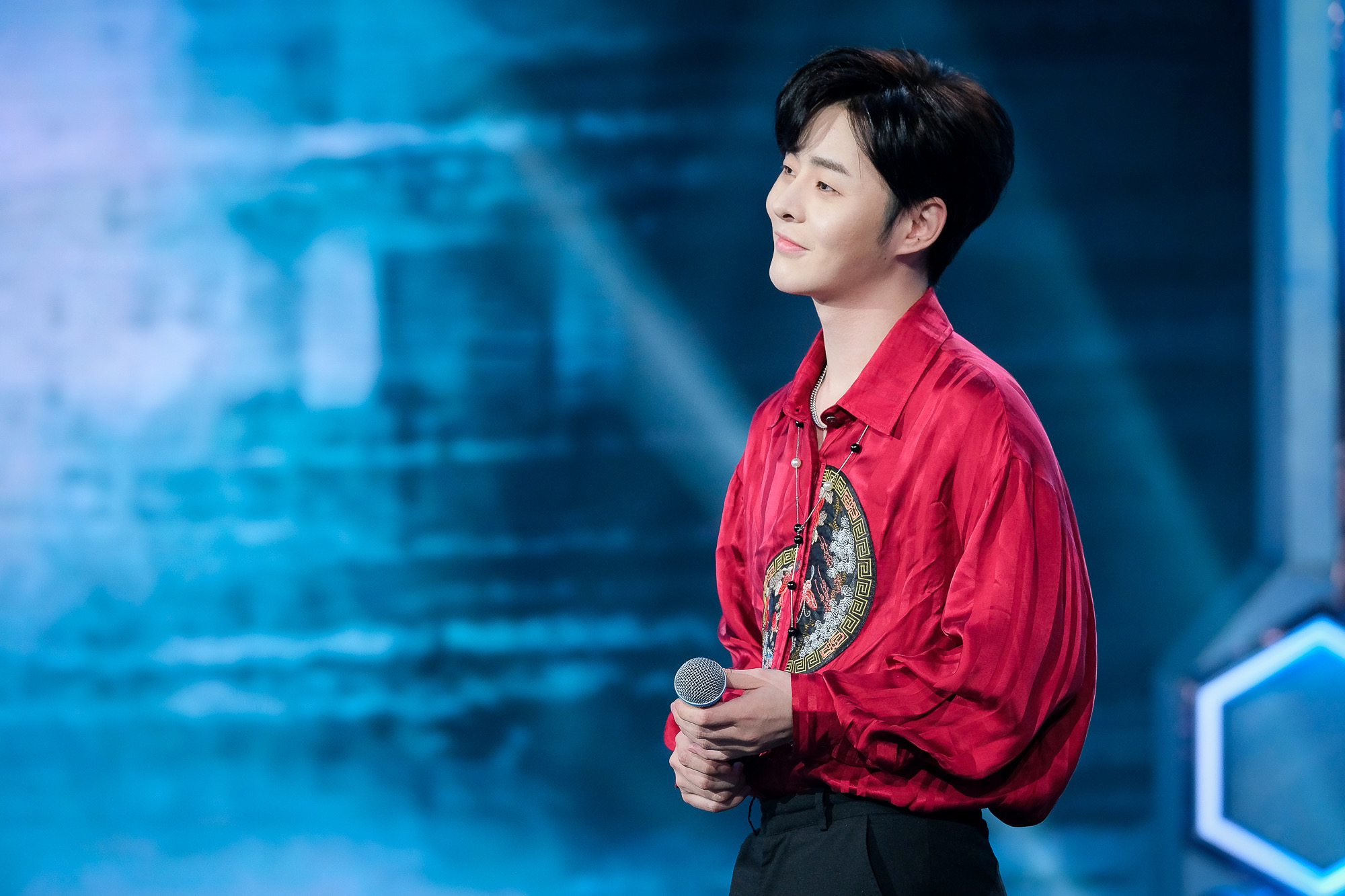  p>杨曦,歌手, a target="_blank" href="/item/小唐人/23407054"