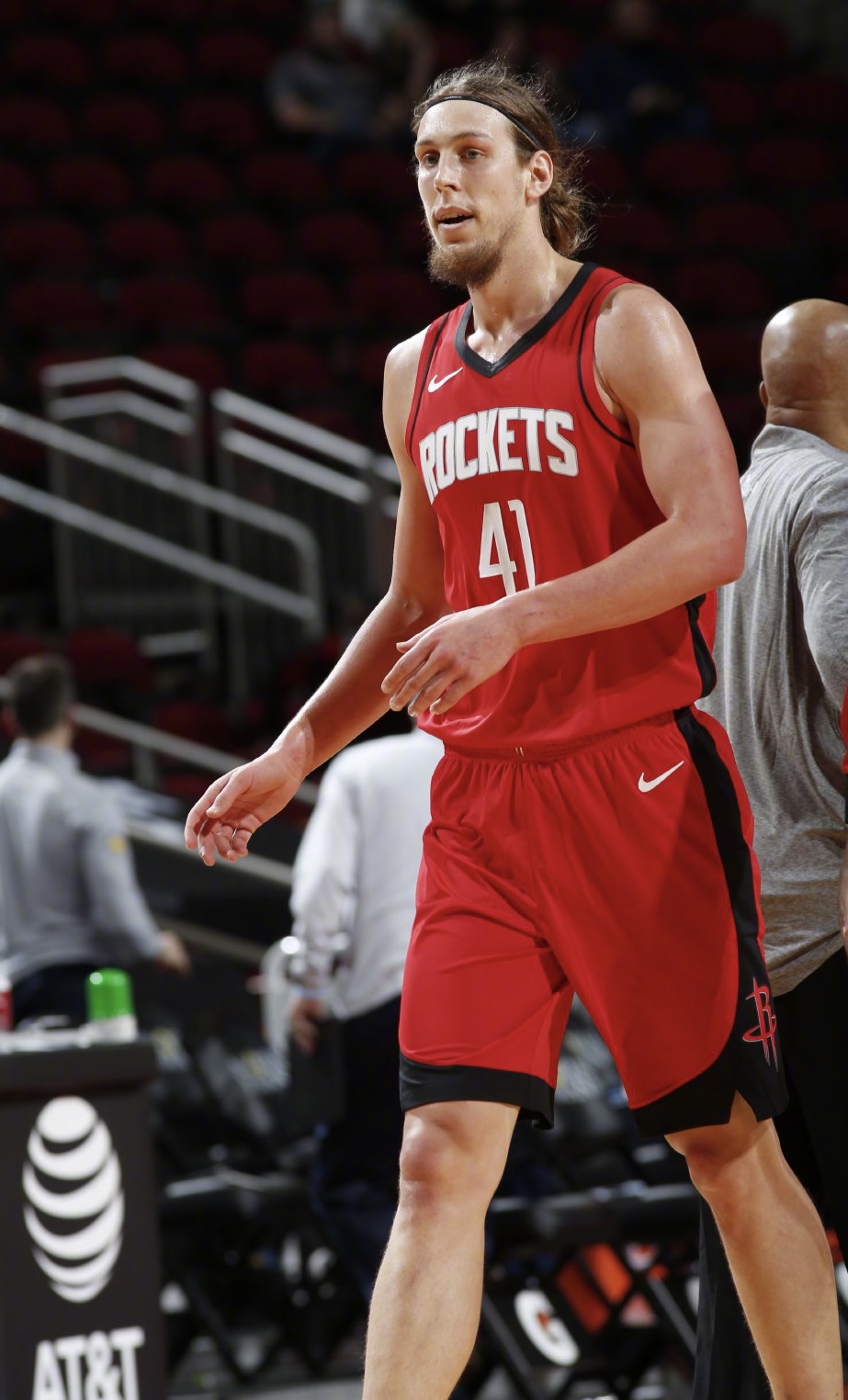  p>凯利·奥利尼克(kelly olynyk),1991年4月19日出生于加拿大 a