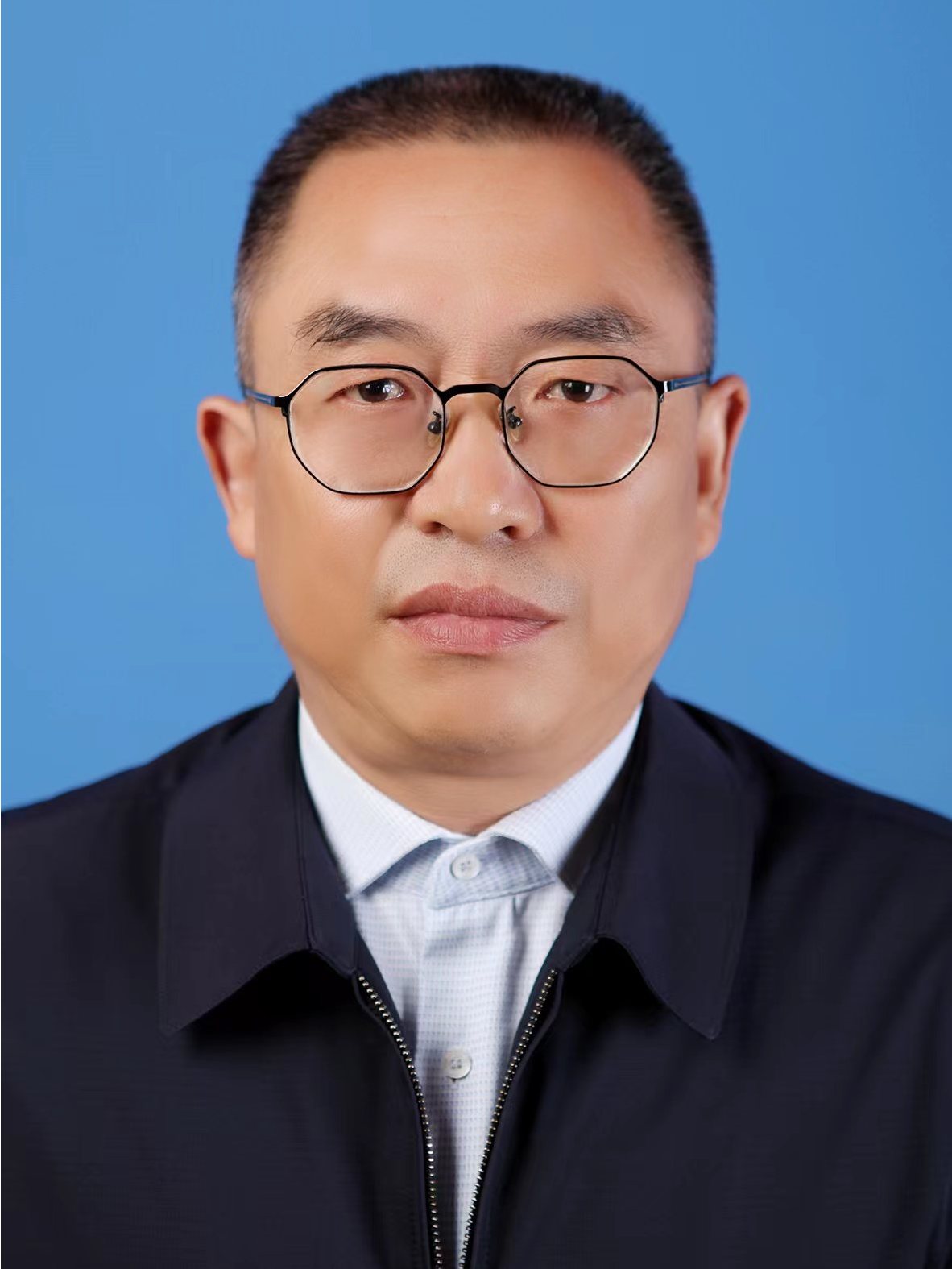 id="u7kr6repdqcb">现任四川省巴中市通江县交通运输局