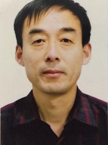 张朔