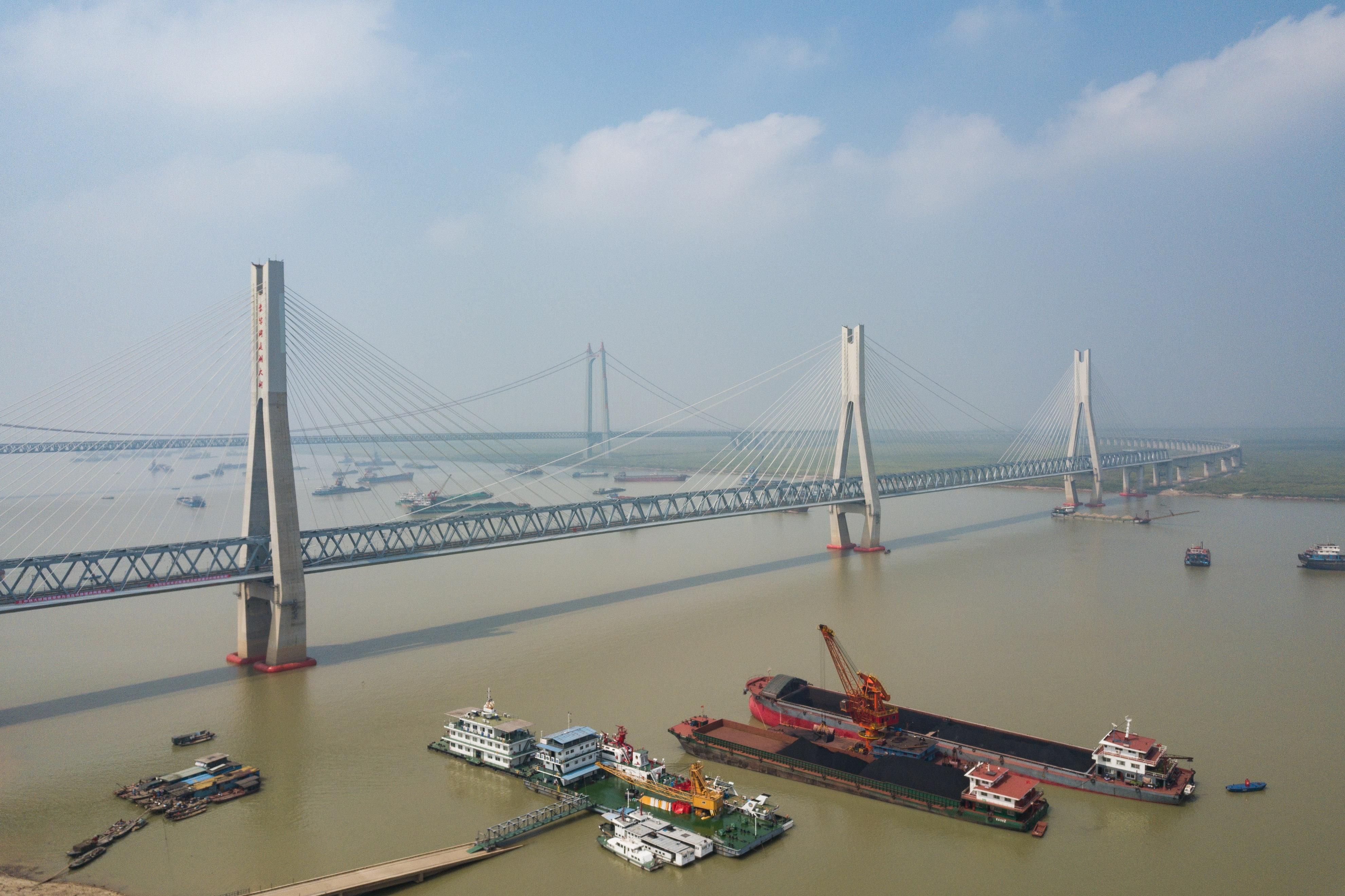 蒙华铁路洞庭湖大桥