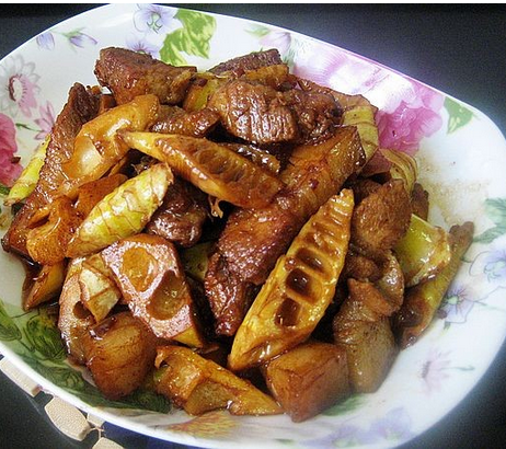 冬笋烧猪肉