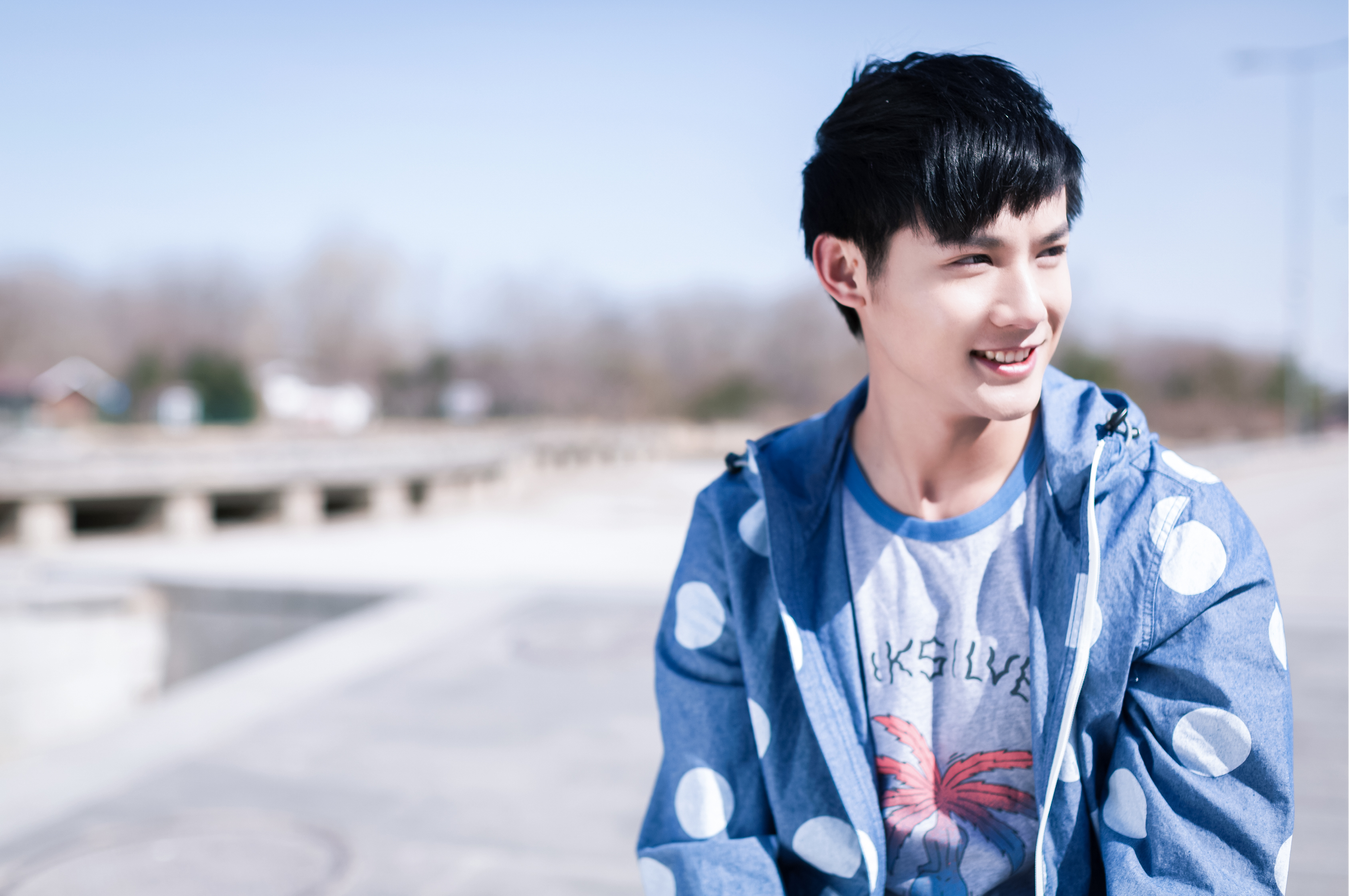  p>郑业成,1993年8月26日出生于 a target="_blank" href="/item/吉林