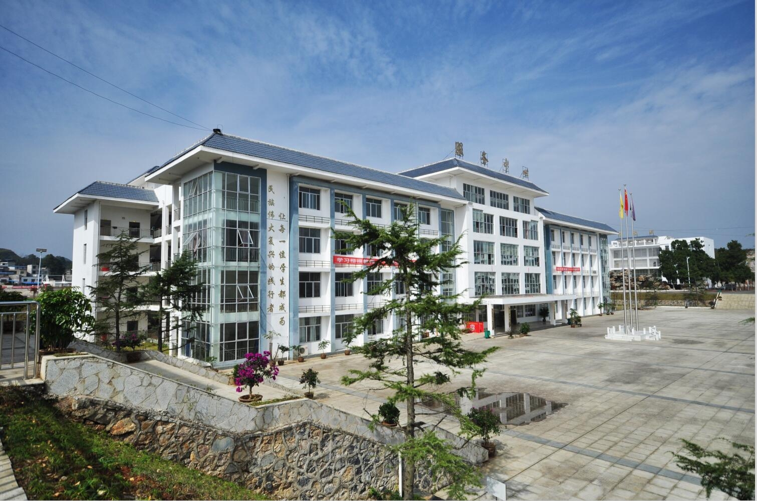 铜仁市交通学校