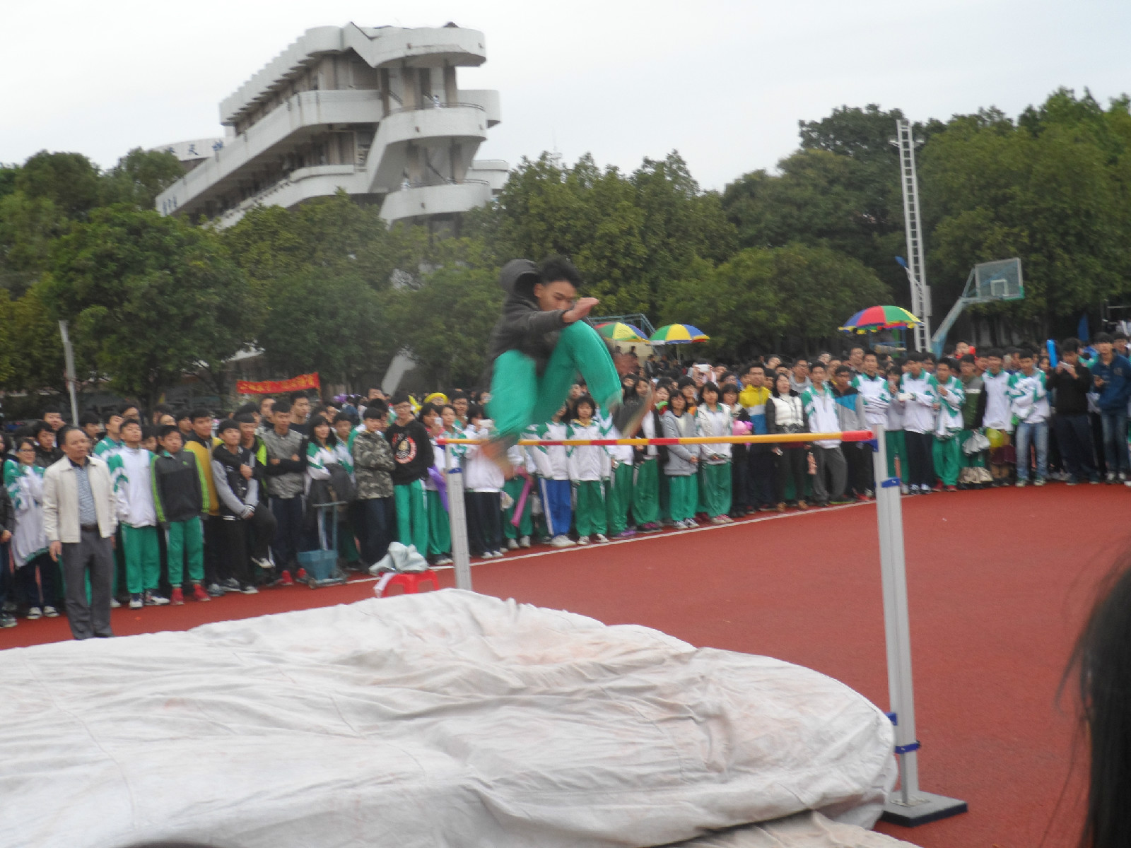  p data-id="gnbt0f1blj">肇庆市高要区第一中学,原名高要县华侨中学