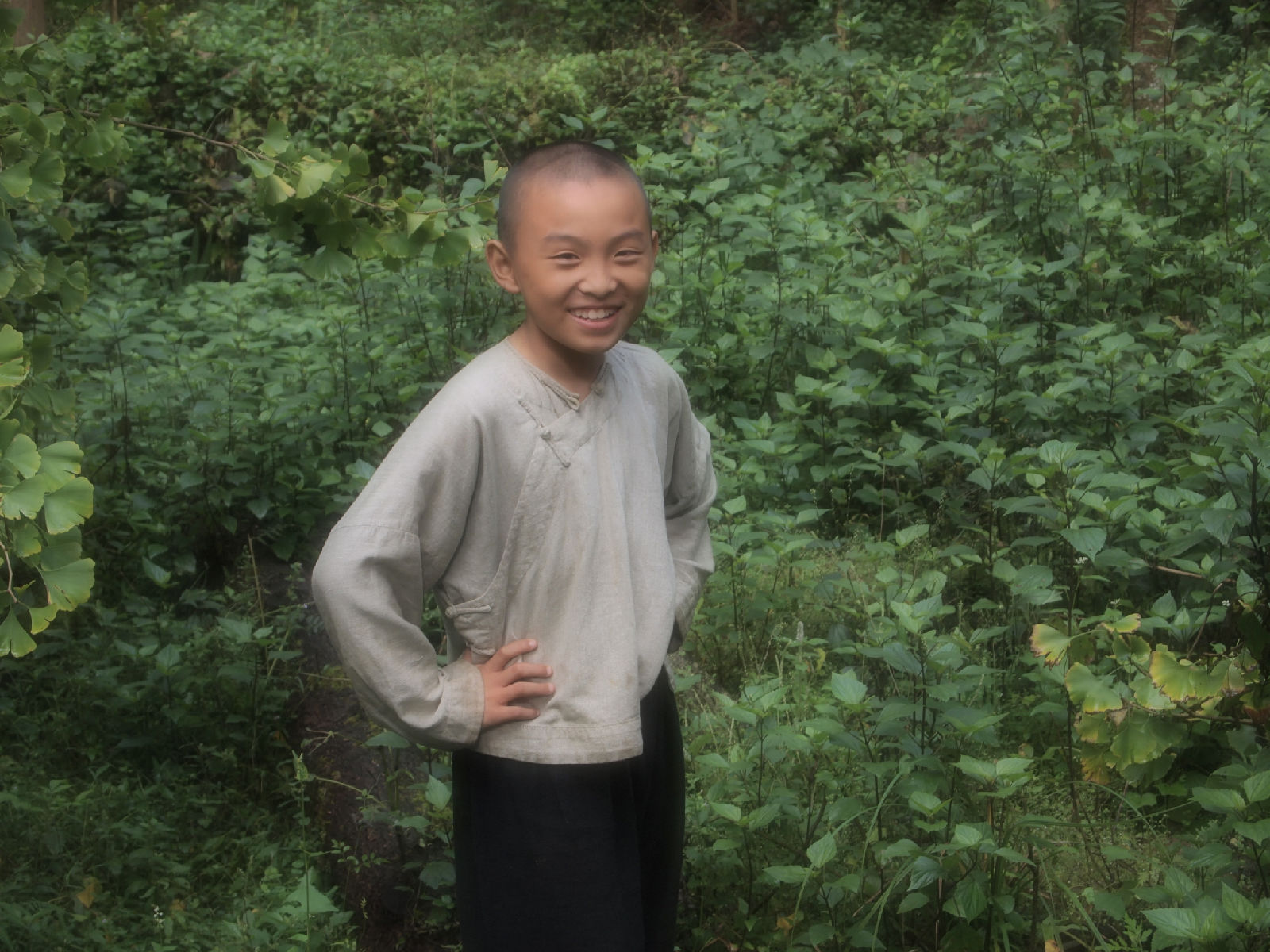  p>郑伟,2000年12月18日出生于北京市,中国内地影视男演员,就读于南京