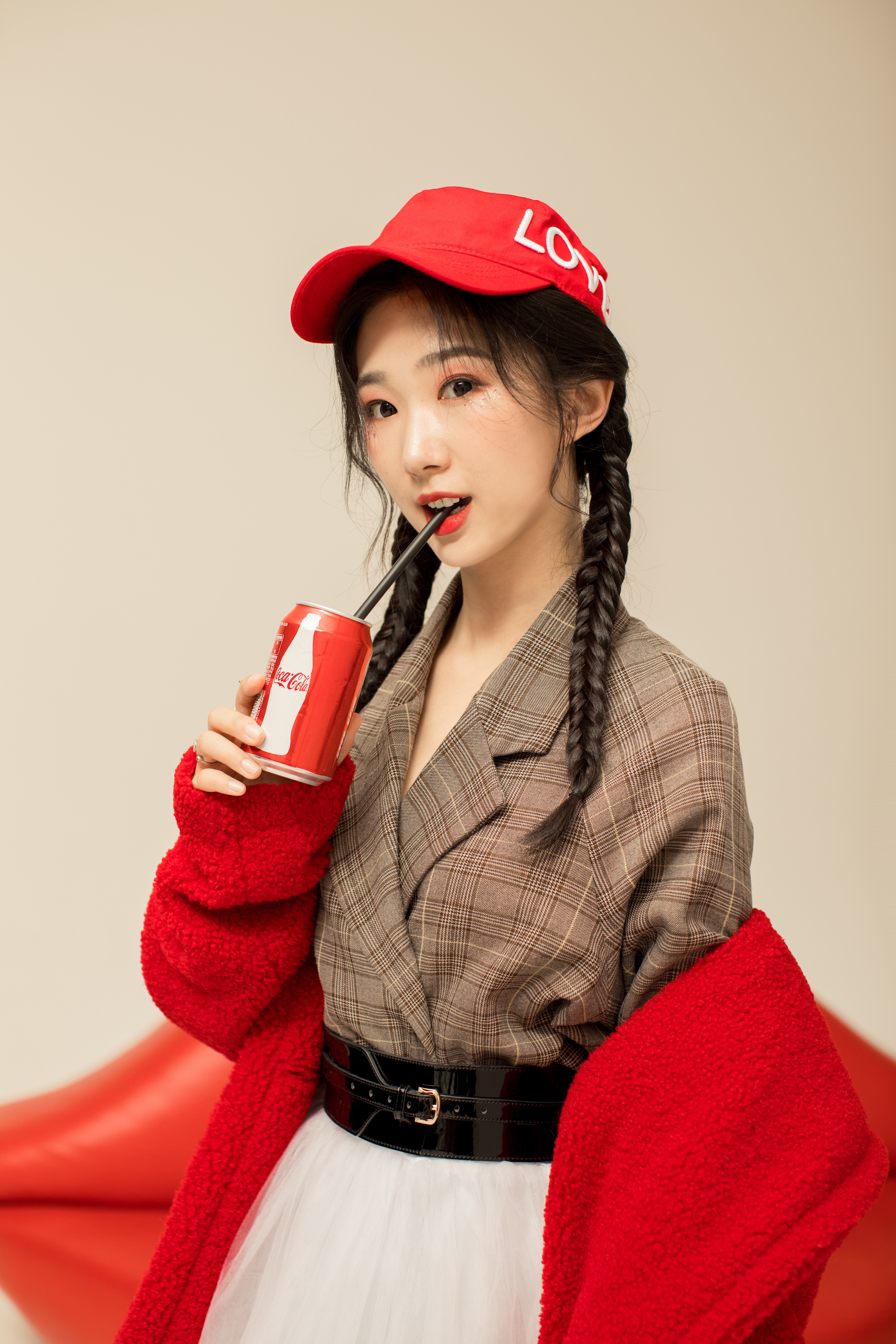 原名王丹妹,1996年3月21日出生于河北省沧州市,中国内地影视女演员