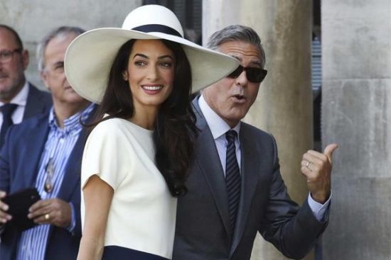  p>艾莫·阿拉慕丁(amal alamuddin),生于1978年2月3日,英国籍 a href