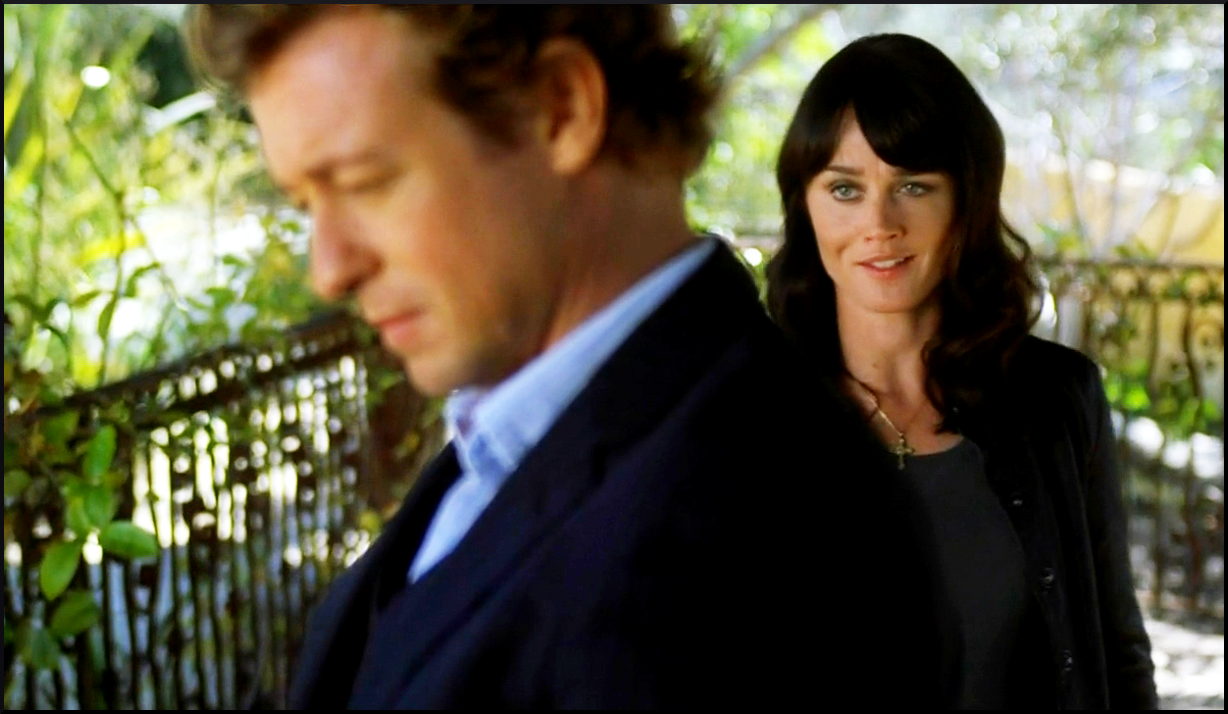  p>《超感警探》 b>(the mentalist) /b>是david nutter,chris long