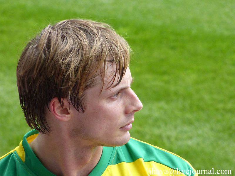  p>布莱德利·詹姆斯(bradley james),1983年10月11日在埃克塞特出生