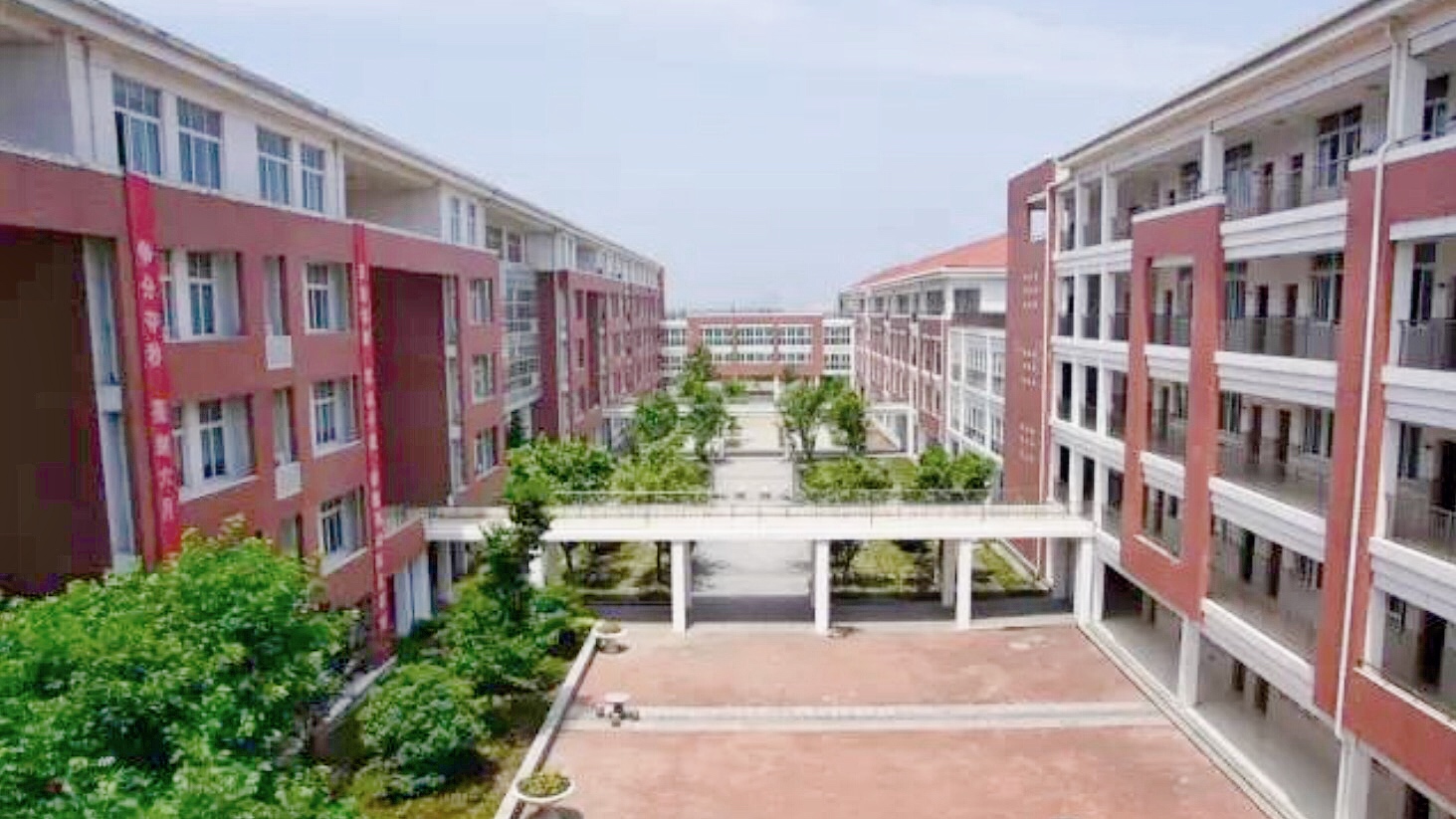 苏州陆慕高级中学