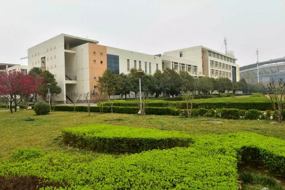 河南职业推拿学院