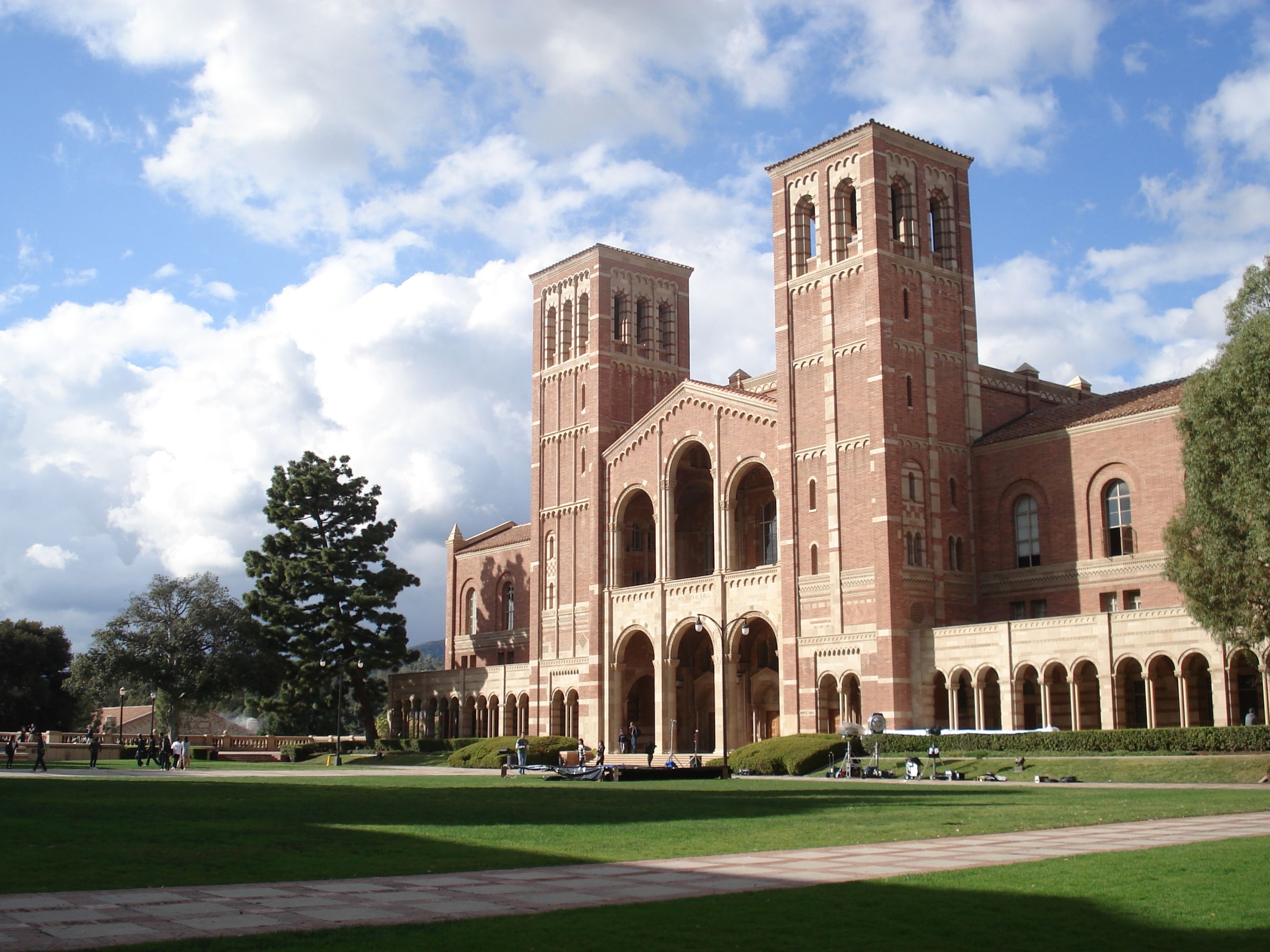 大学洛杉矶分校(university of california, los angeles,简称:ucla)
