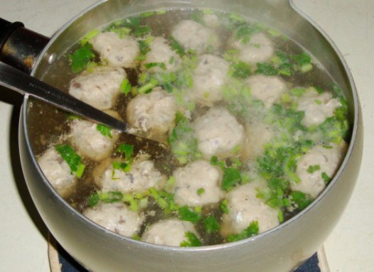 香菜鱼丸汤