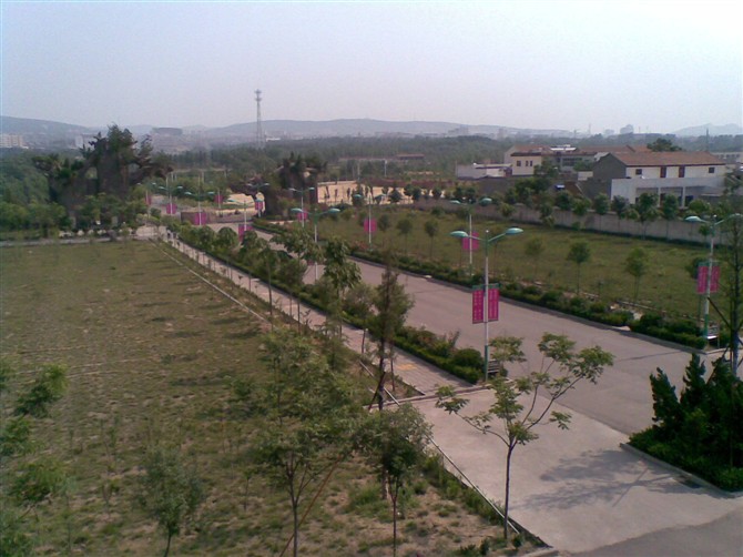 新密市第一高级中学