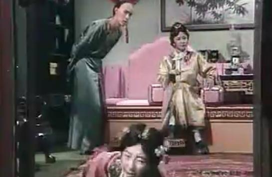  p>《满清十三皇朝》是1987年至1992年香港亚洲电视公司根据正史与