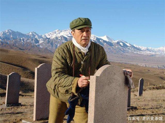 “荧幕第一男神”周里京的不幸人生_百科TA说