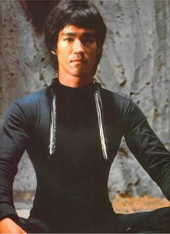 《龙争虎斗》剧照