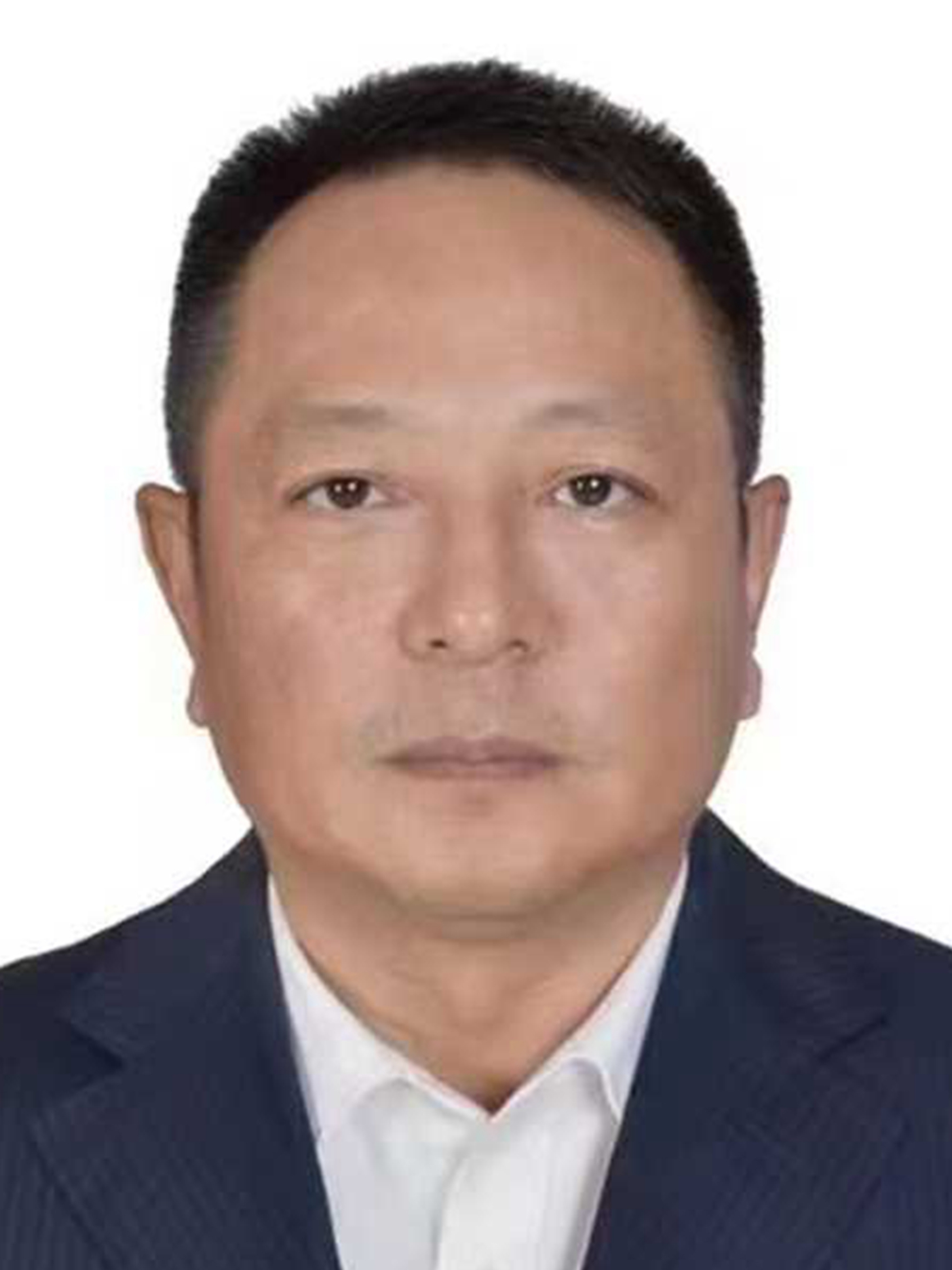  /p> p>现任广州市花都区委常委,区人民政府党组成员,副区长. /p>