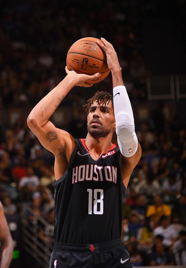  p>萨博·塞弗罗萨(thabo sefolosha),1984年5月2日出生于 a target="