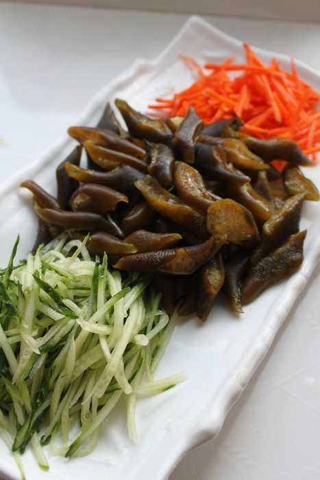 凉拌黄金海茸条
