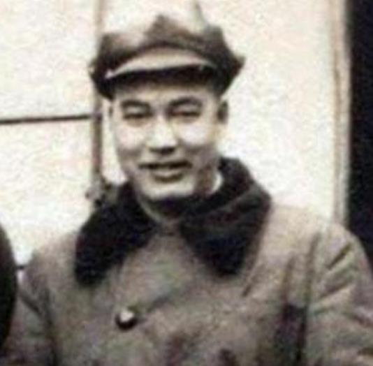  p> b>黄元波 /b>,曾用名黄剑白,黄河,壮族, 