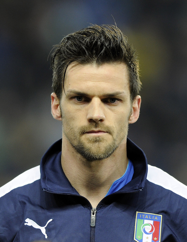  p data-id="gnbuq7bpge">克里斯蒂安·马乔(c