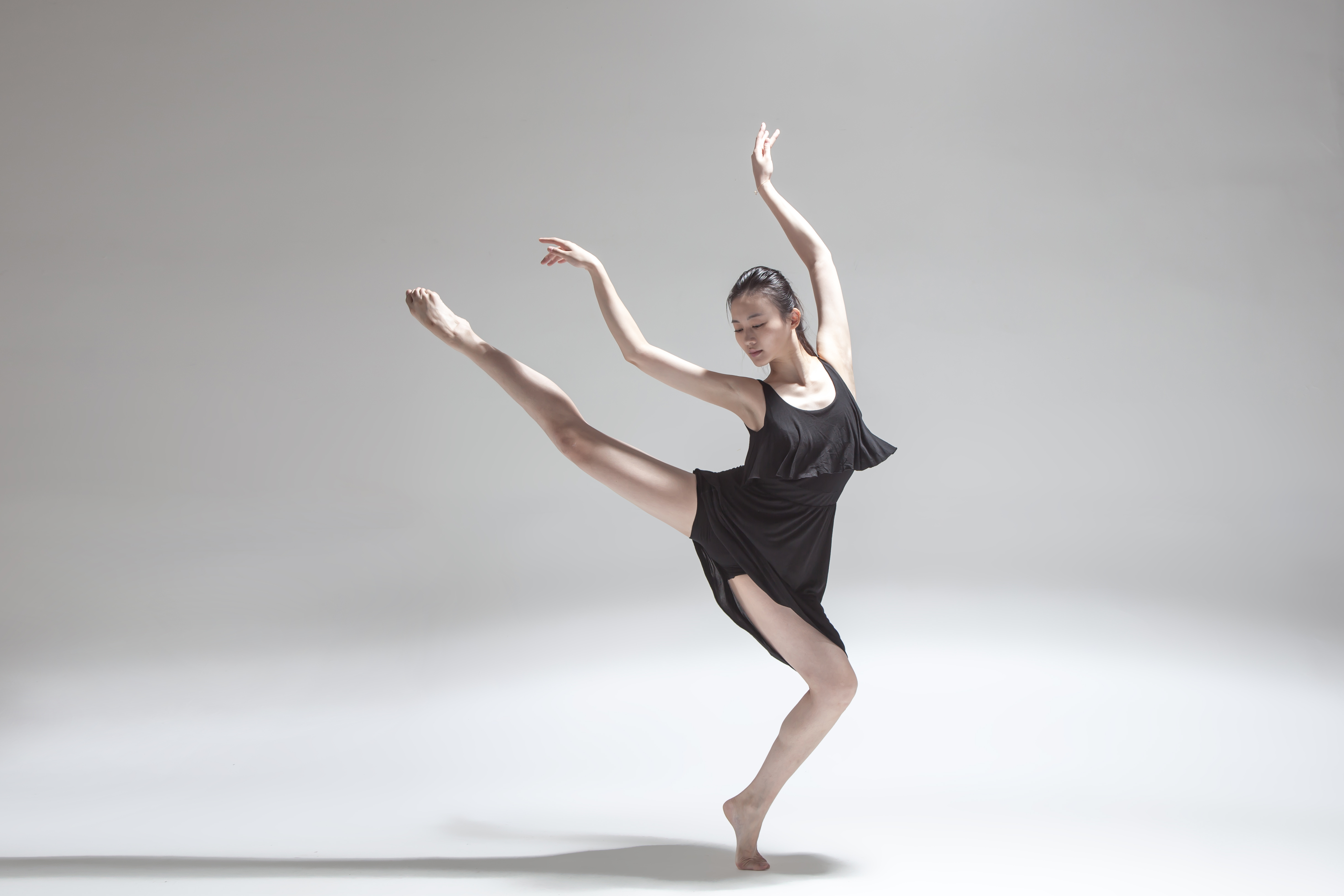 ctrid="sxb7yhlubyor">秦朗,中国内地舞蹈演员,毕业