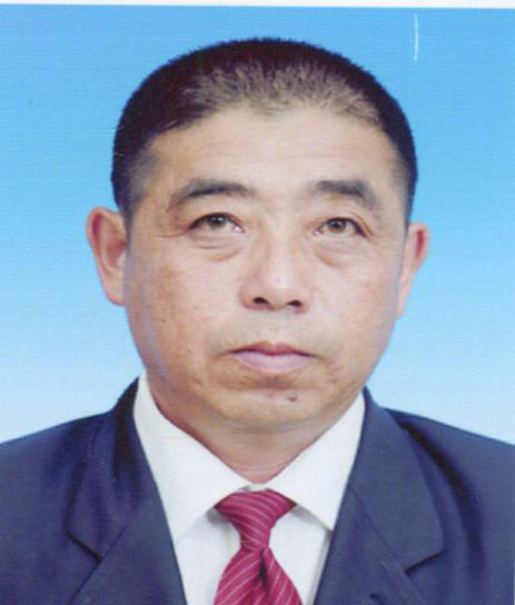  p>郑文德,男,汉族,1967年9月出生,内蒙古武川县人,1986年11月参加