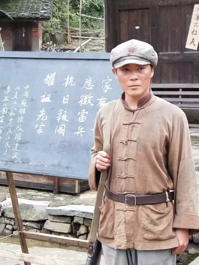 gnbba5z9a0">王铁军,男,1993年生于河北邯郸,毕业于上海戏剧学院,演员