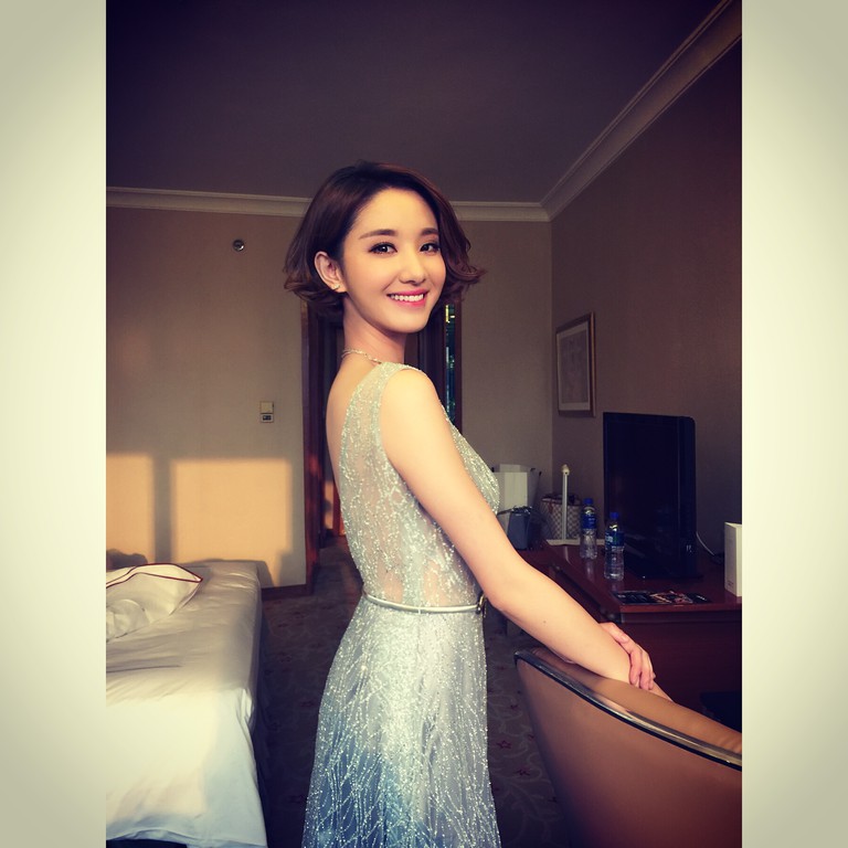  p data-id="gncpdd5g1j">许芳铱,本名许思思