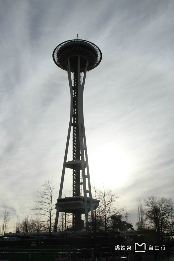  p>太空针塔(space needle)是位于美国 a href="#">华盛顿州 /a> a