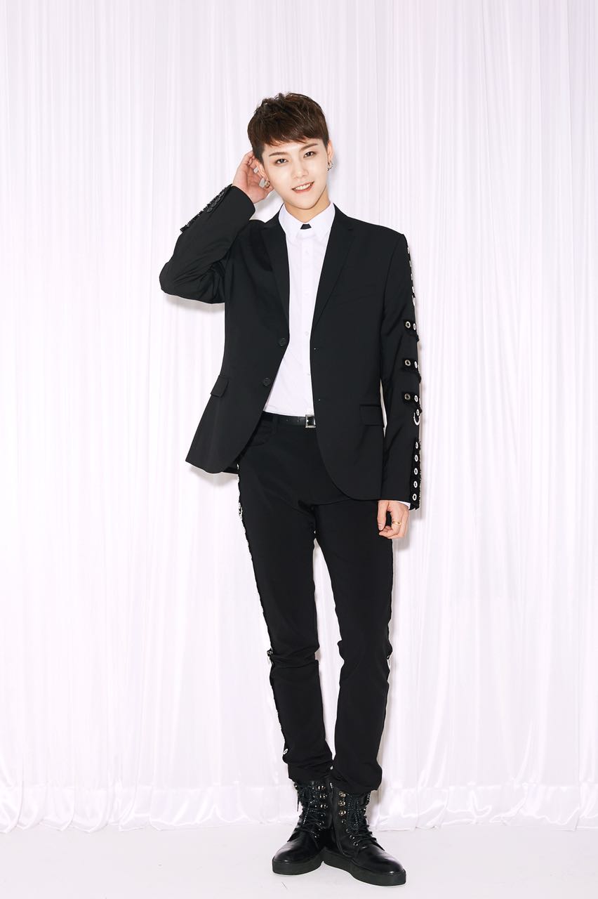  p>王新宇, a target="_blank" href="/item/北京演艺专修学院