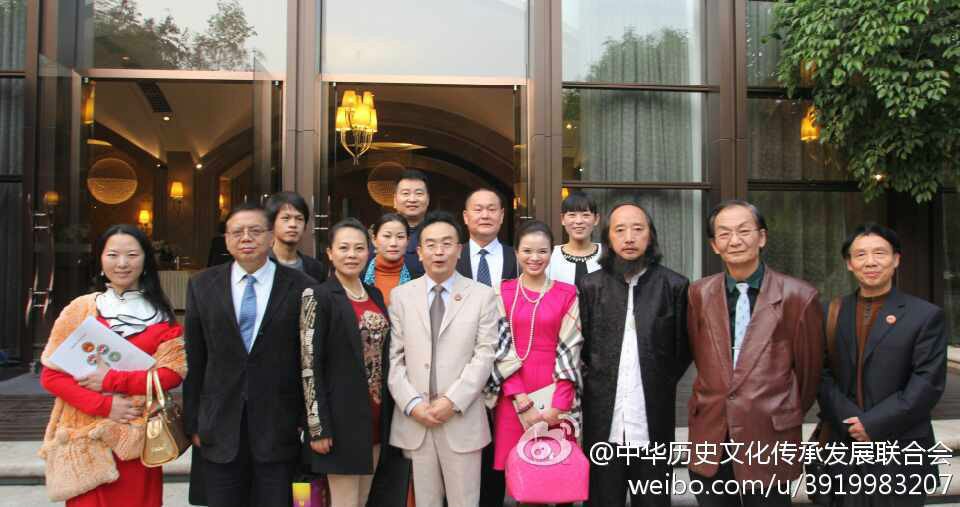 吴启万