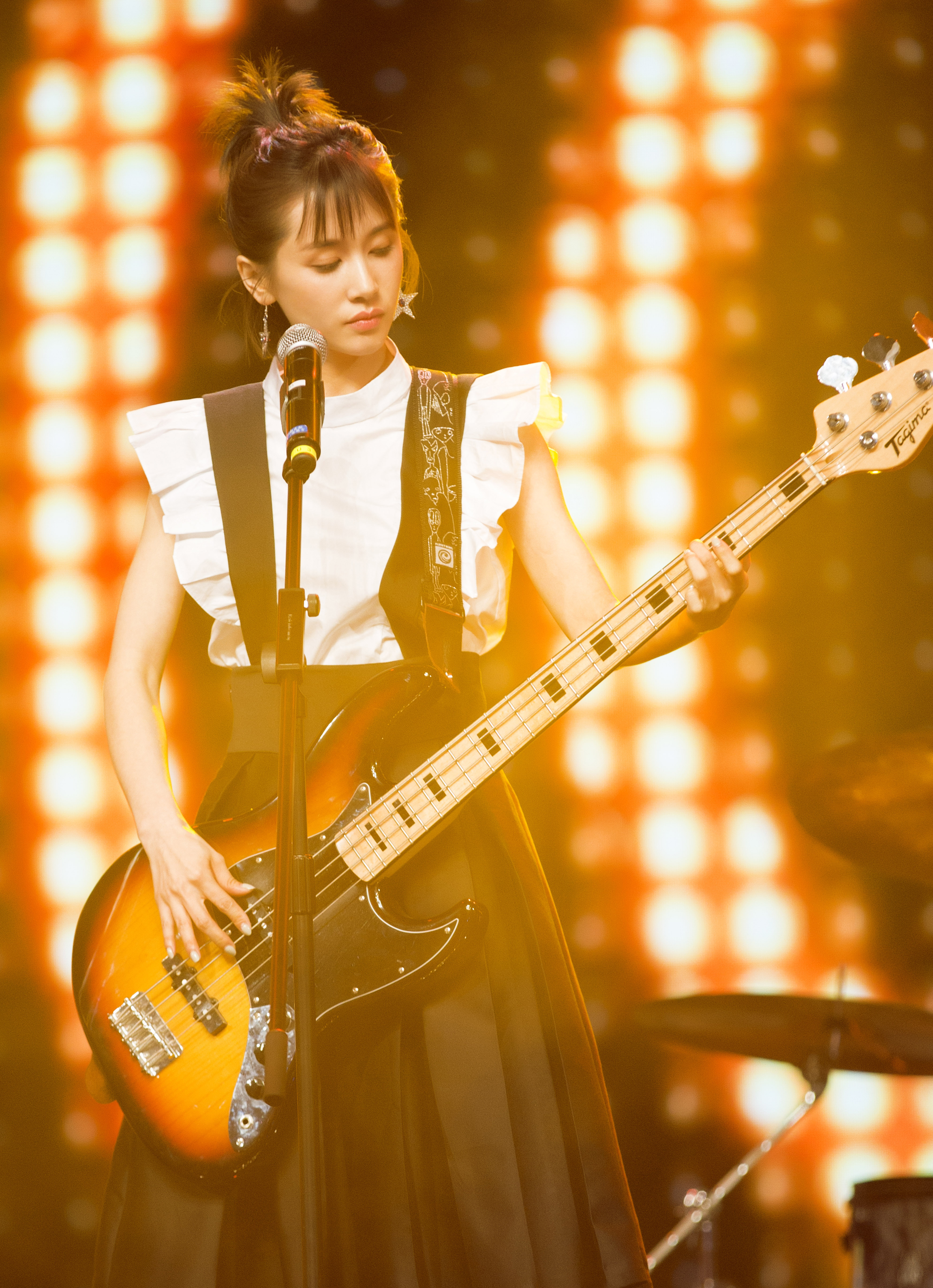 class="ref" data-ctrid="2klv8zkzlcq">王子文,原名王蒙蒙 /span> 