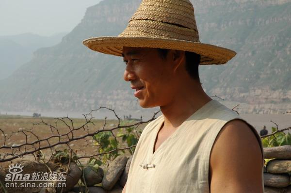  p>《上门女婿》是由张晓春执导的现代农村剧, a href="#" data-lemma