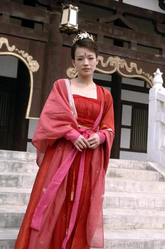  p>《风尘三侠之红拂女》是 a href="#">华夏视听环球传媒(北京)股份