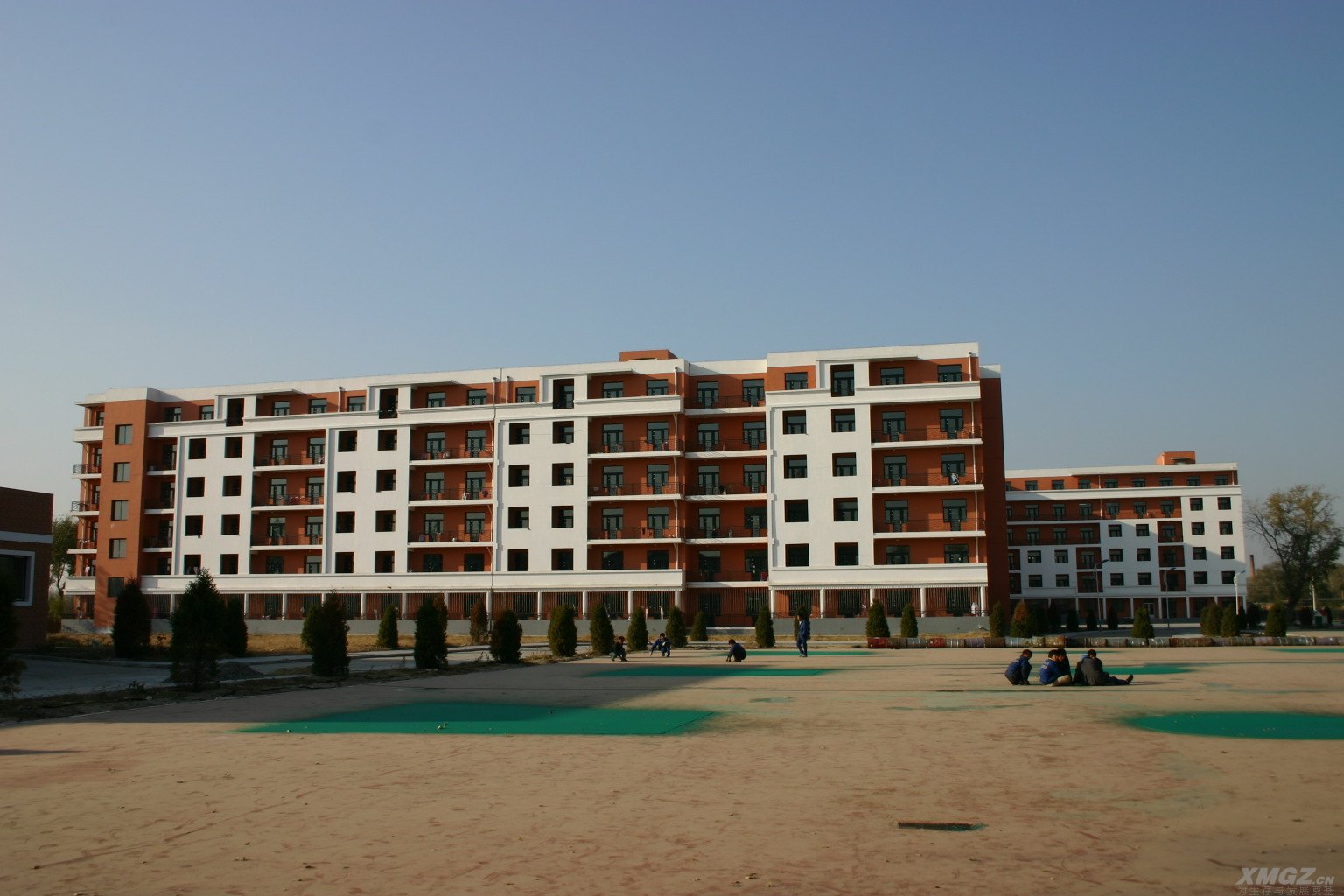 新民市高级中学