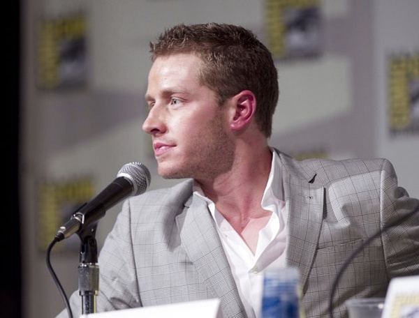 约书亚·达拉斯