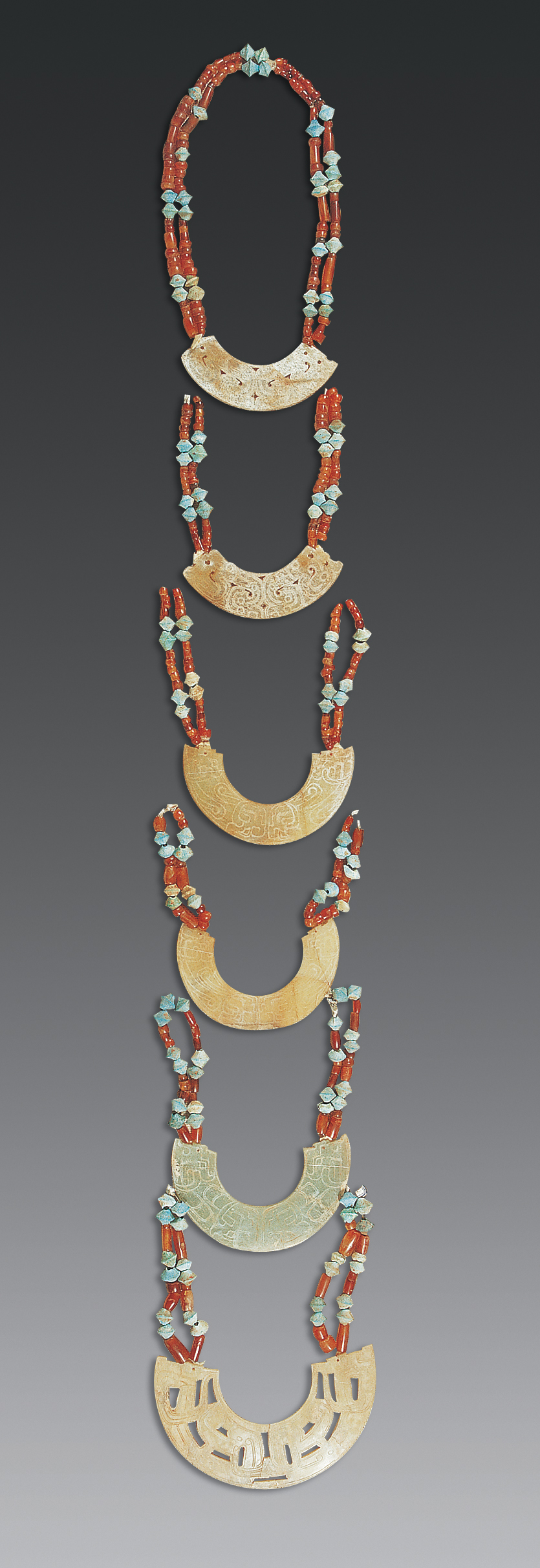 西周六璜联珠串饰