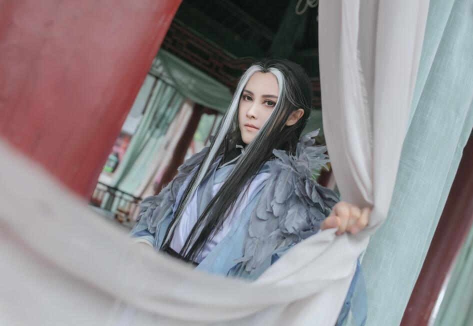  p>kenn王爷是coser之一,昵称:rabid(笔名)kenn王爷,啃啃,啃爷等,1988