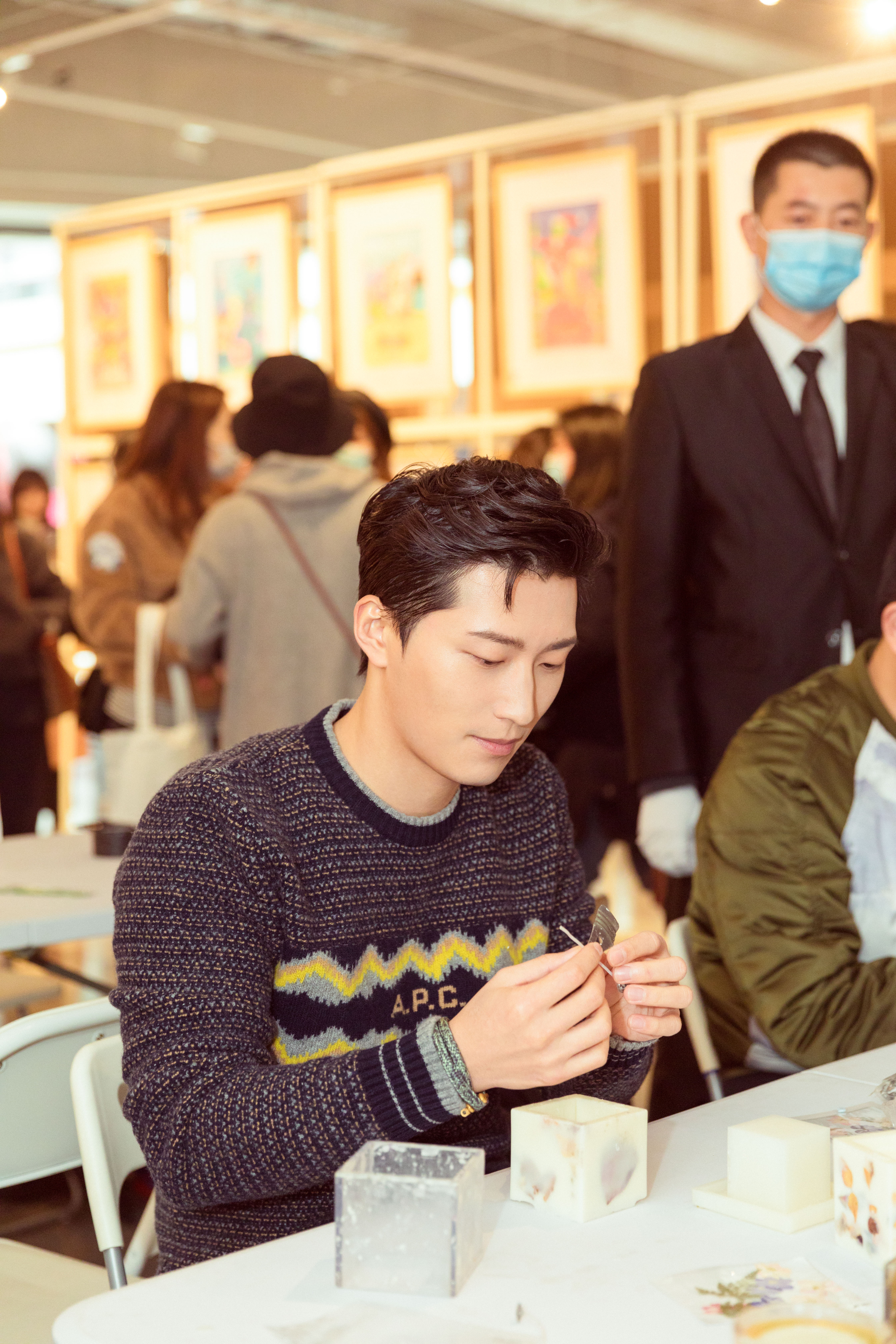  p>窦骁(shawn dou),1988年12月15日出生于陕西省西安市,华语影视男