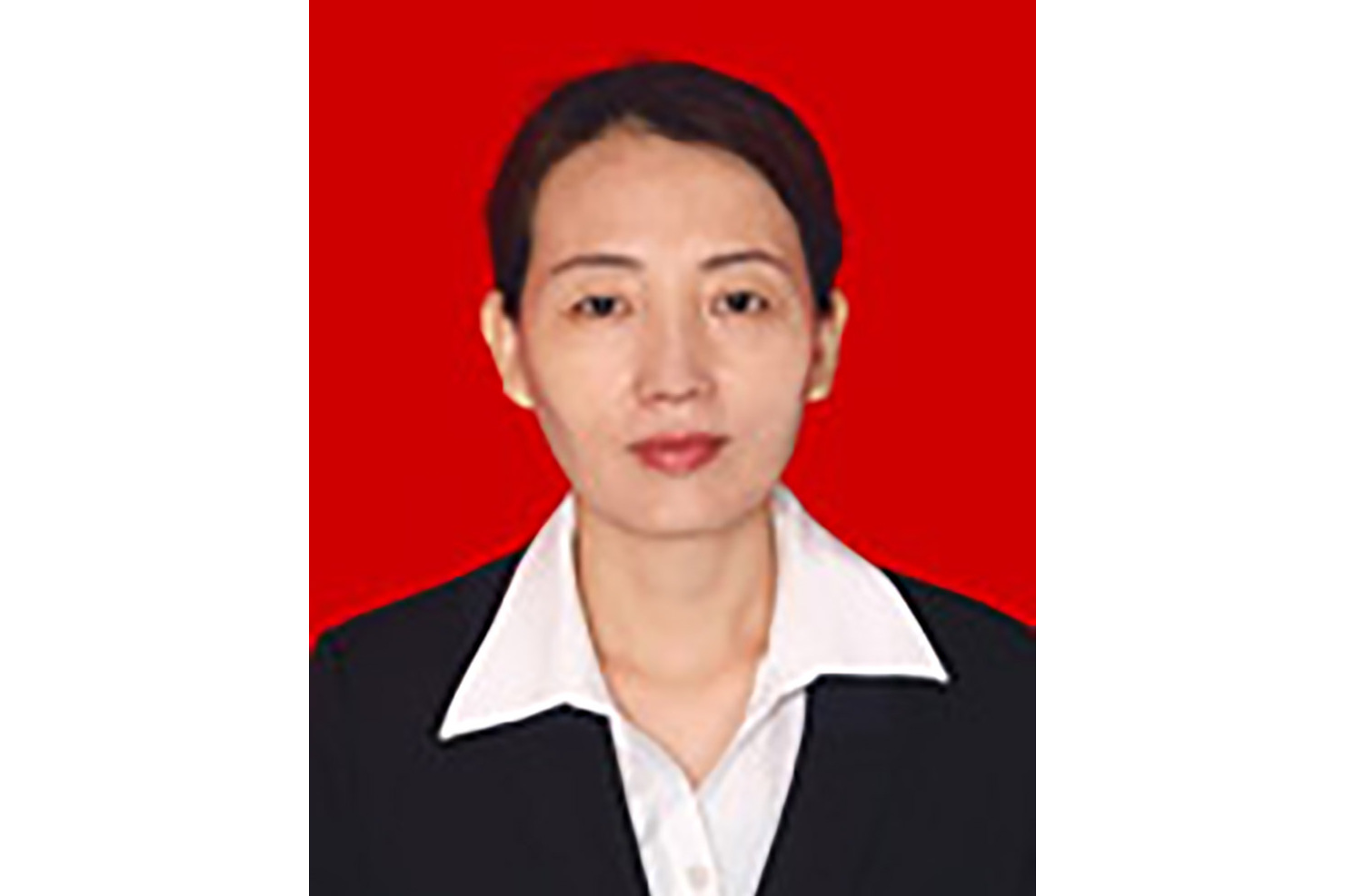 女,汉族,1976年11月出生,山西省晋中市灵石县天星假日酒店职工