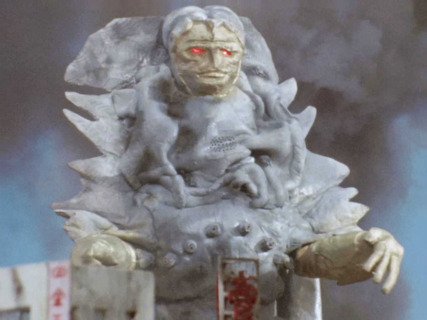  /p> p>有着钢铁20倍硬度的斗篷,连导弹和狩猎闪光都能反弹