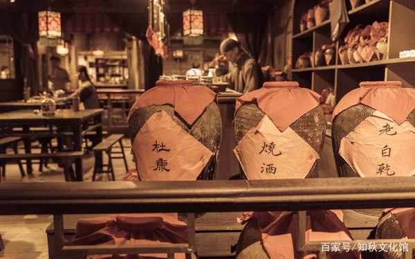 涨知识：酒旗高挂迎醉客，古代的酒旗文化原来这么厉害_百科TA说