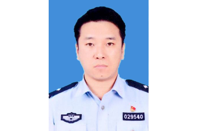男,邢台市公安局法制支队二级警长