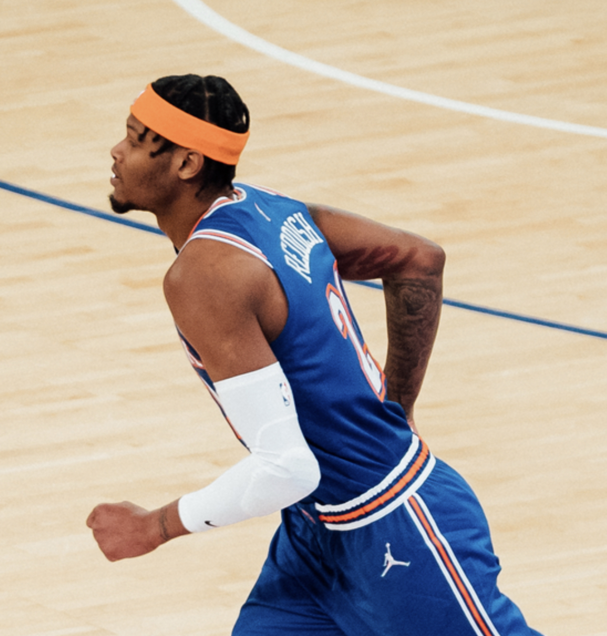  p>卡姆·雷迪什(cam reddish),全名卡梅伦·伊莱贾·雷迪什(cameron