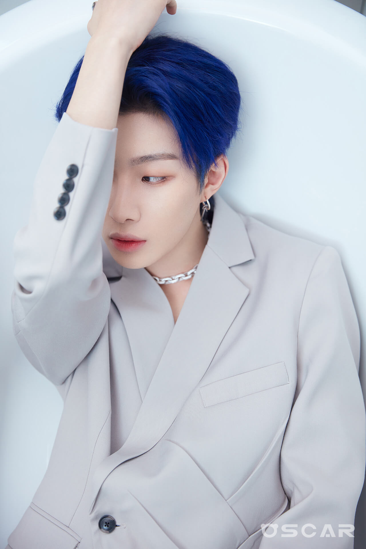  p>奥斯卡(oscar),本名王政熊,1998年7月30日出生于巴西圣保罗,歌手.