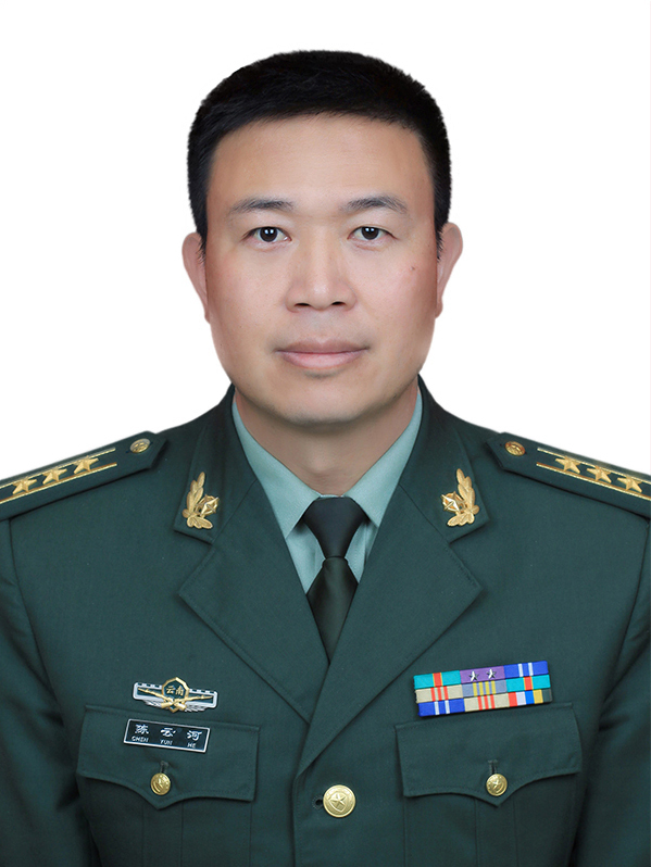 现任武警云南总队西双版纳支队上校支队长.