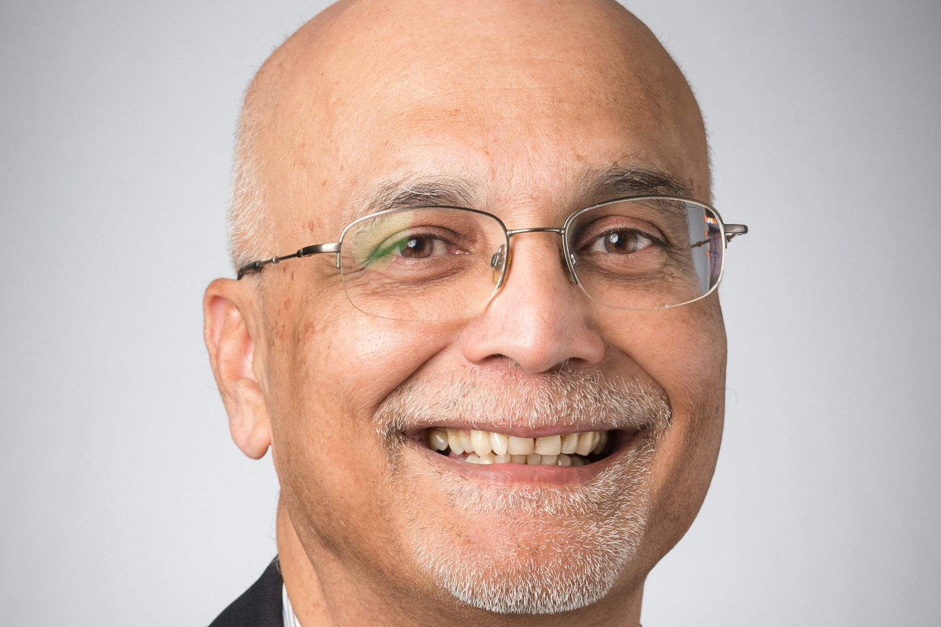 穆罕默德在"影响人类历史进程的100名人排行榜"中第一位的原因是他史